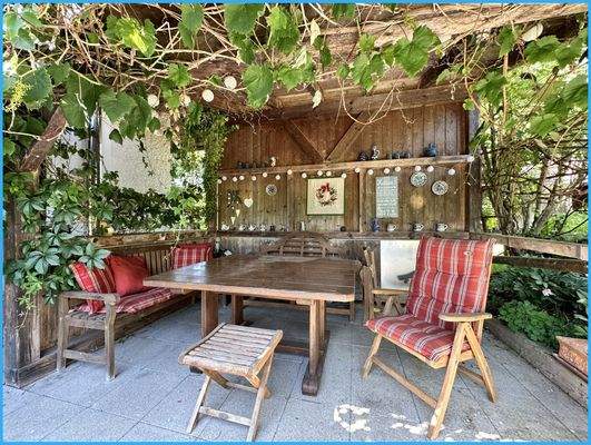 überdachter Freisitz