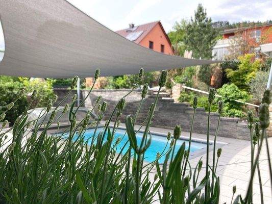 Großes windfestes Sonnensegel