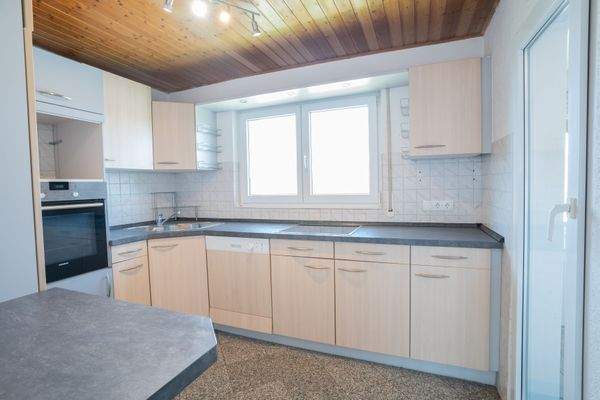 Einbauküche inklusive!