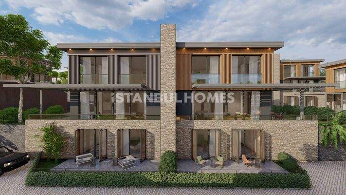 Luxurious Houses with Private Pools in Umraniye Istanbul