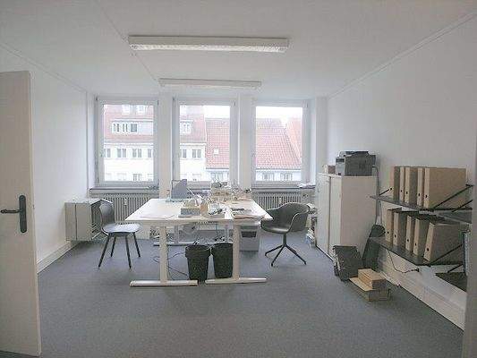 3. Büro-/Behandlungszimmer 