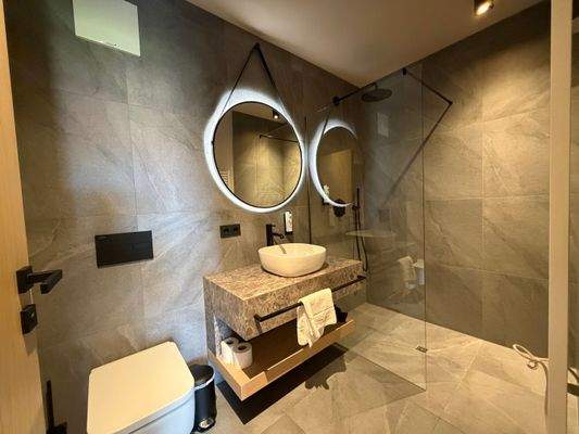 Top 12 Bad Nr. 2.jpg