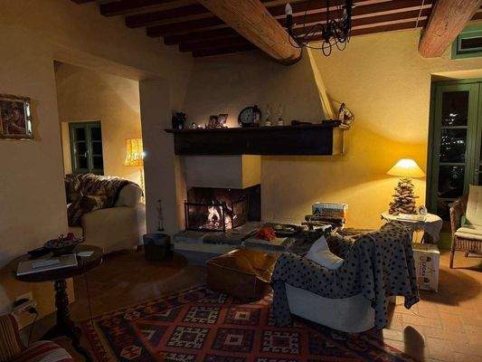 Erdgeschoss: Kaminzimmer