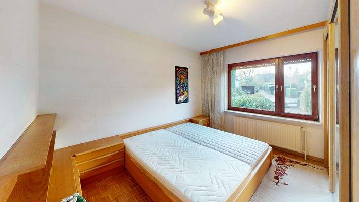 Rotdornweg-9-21493-Schwarzenbek-Bedroom 2.jpg