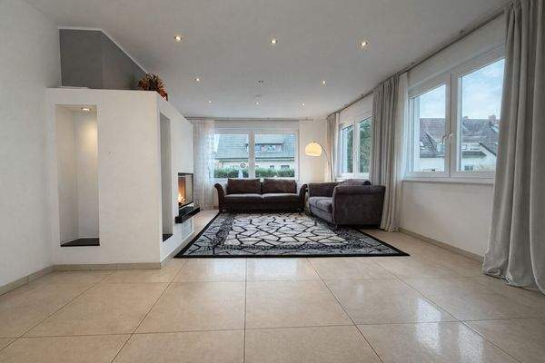 Wohn- und Essbereich EG