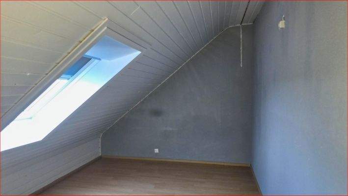 Zimmer Dachgeschos links