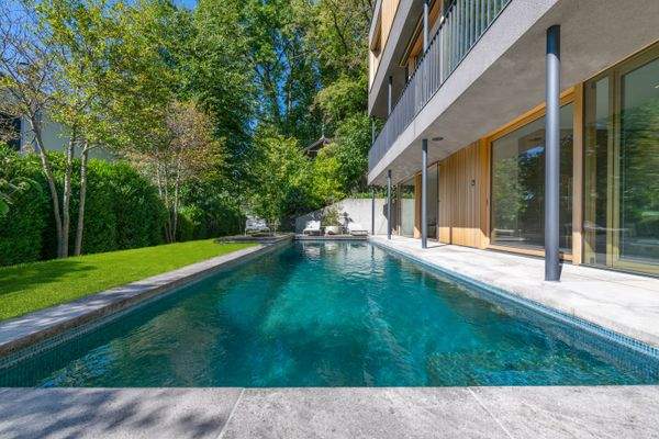 Idyllischer Süd-West-Garten mit Pool