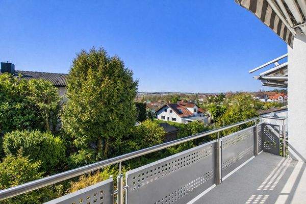 WE 2 - Balkon mit Blick ins Grüne EG