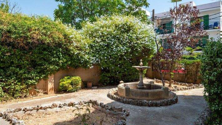 Villa mit vielen Möglichkeiten zum Verkauf bei der Stierkampfarena, Palma, Mallorca 92644