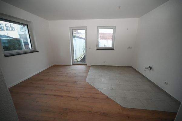 EG_Küche und Essbereich.jpg