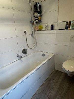 Badezimmer OG mit Fenster