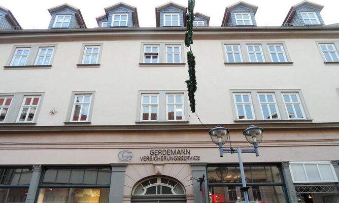 Wohn- & Geschäftshaus