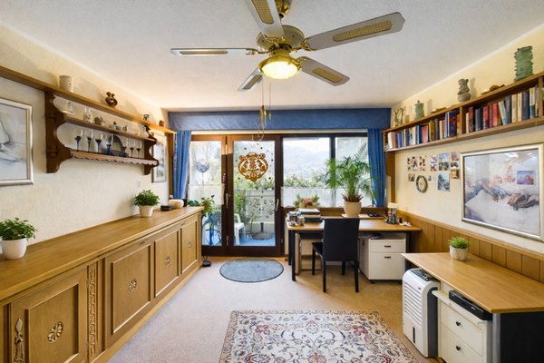 Wohn- u. Schlafzimmer