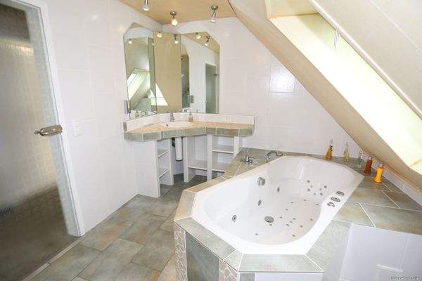 Dusch- und Wannenbad