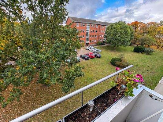 Sonnenloggia / Blick zum Innenhof hin