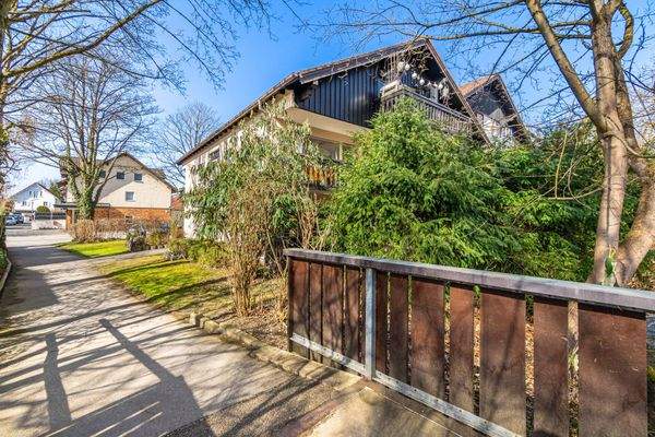 Naturnah am Seebach Ismaning