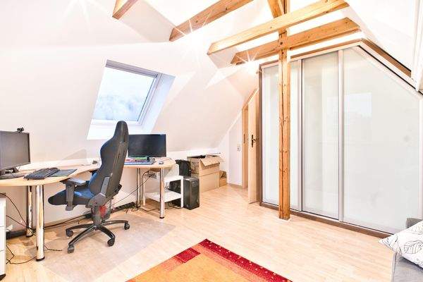 Arbeitszimmer / Kinderzimmer