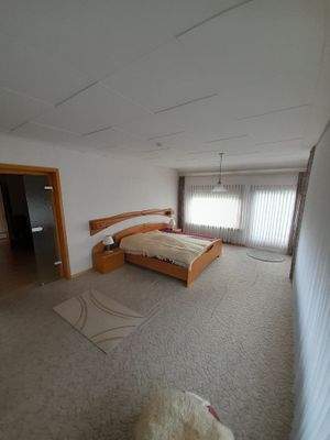 Schlafziimmer mit Balkon OG