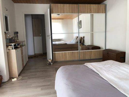 Teilansicht vom Schlafzimmer 
