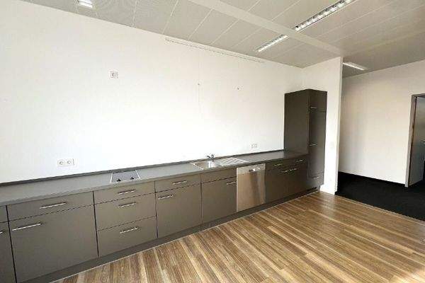 Innen_2 OG_Teeküche1