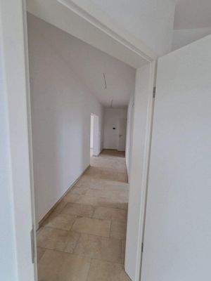 Flur i.R. Hauptraum.jpg