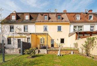 Hausansicht vom Garten