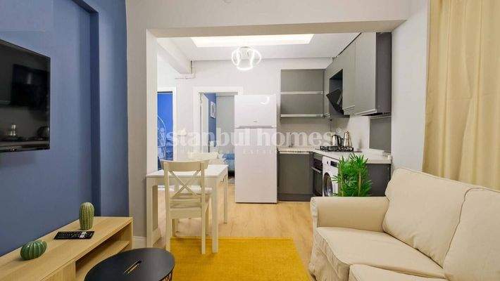 5-Storey Building Close to Tram Station in Fatih Istanbul