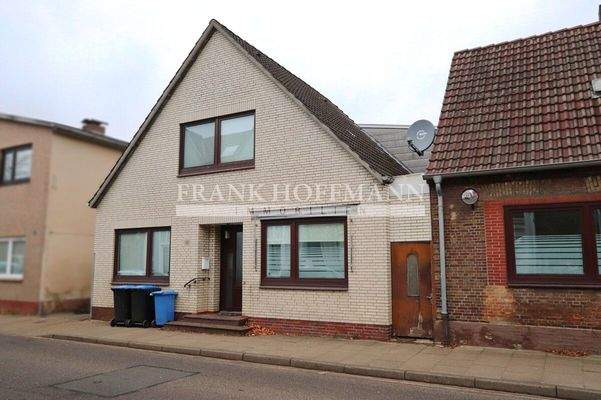 V10650 Außenaufnahme - Haus Nr. 50