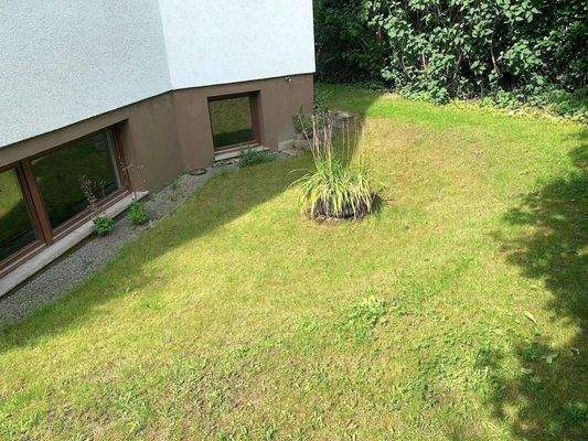 Gartenbereich vor Hobby-und HW-Raum