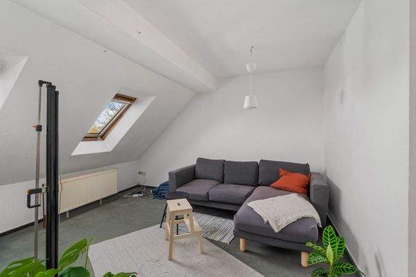 Zimmer Dachgeschoss (27,81 m²) ...