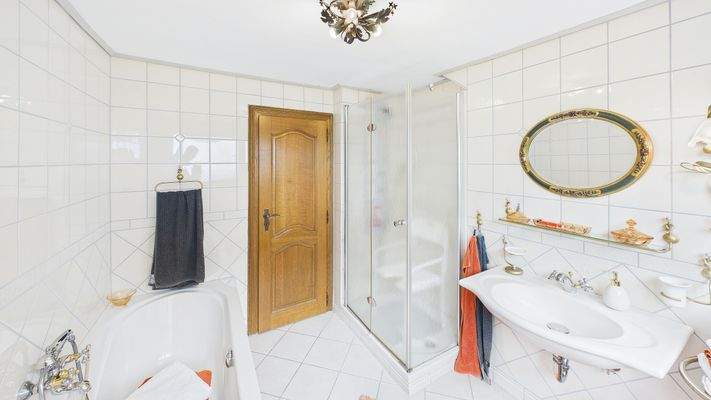 CAM01984G0-PR0519-STILL011