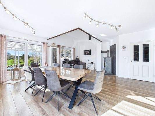 Wohn- und Essbereich