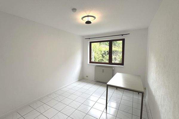 Schlafzimmer 2 Whg. 1 EG