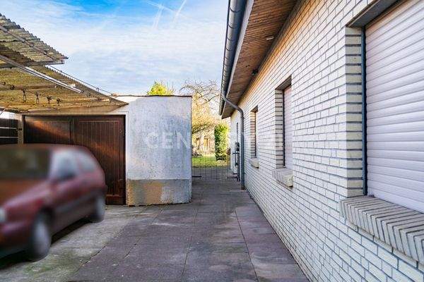 Stellplatz vom Vorderhaus