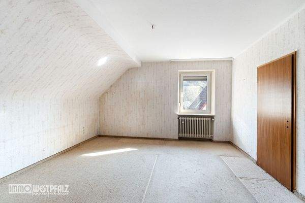 Schlafzimmer 2/3 2OG