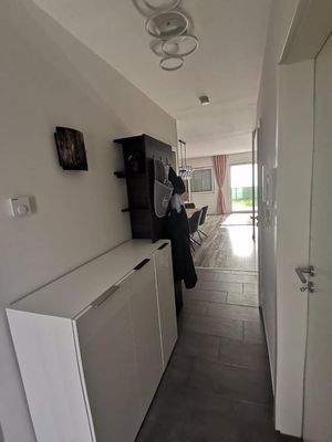 Flur untere Etage Bsp.jpg