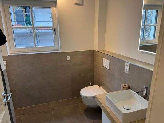 Vollbad mit Dusche