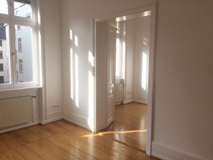 4 Zimmer Wohnung in Frankfurt (Sachsenhausen)