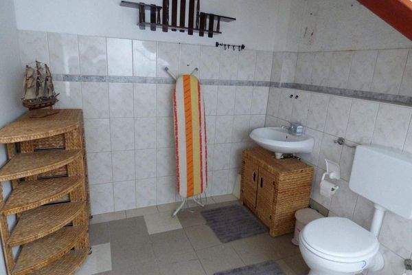 Dachgeschoß - Gästebad, Bild 3