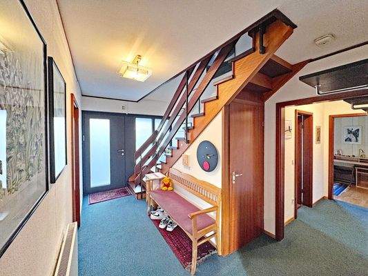 Eingangsbereich mit Garderobe 