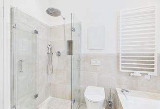 Gäste-Wc mit Dusche