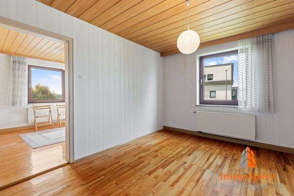 Blick in die zwei Kinder- oder Freizeitzimmer