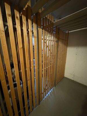 eigener, ca. 6m² Kellerraum