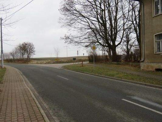 Blickrichtung Ortsausgang