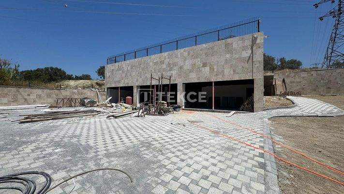Newly-Built Apartments in a Complex with Pool in Kuşadası