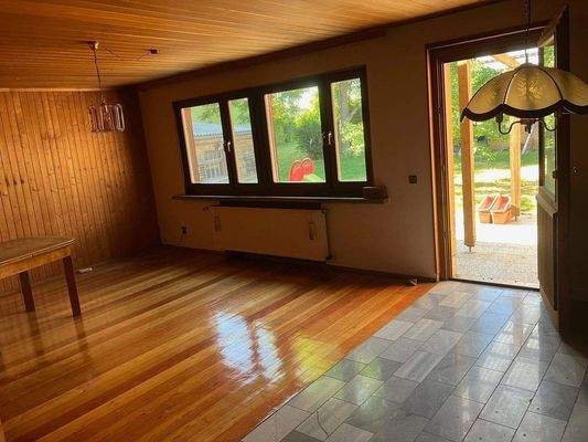 Wohnraum 1 EG mit Zugang Terrasse