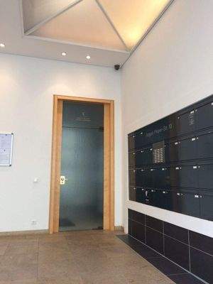 Der Hauseingang Videoüberwachung Klingelanlage