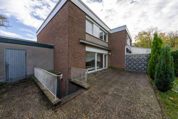 Keller- und Garagenzugang