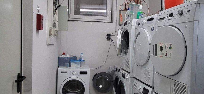 GEMEINSCHAFTSRAUM FÜR WASCHMASCHINE + TROCKNER