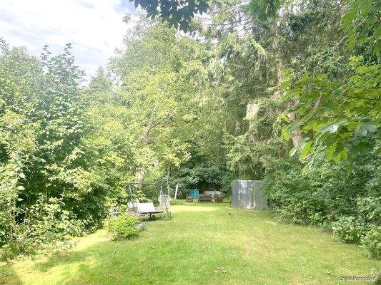 Großzügiger Garten